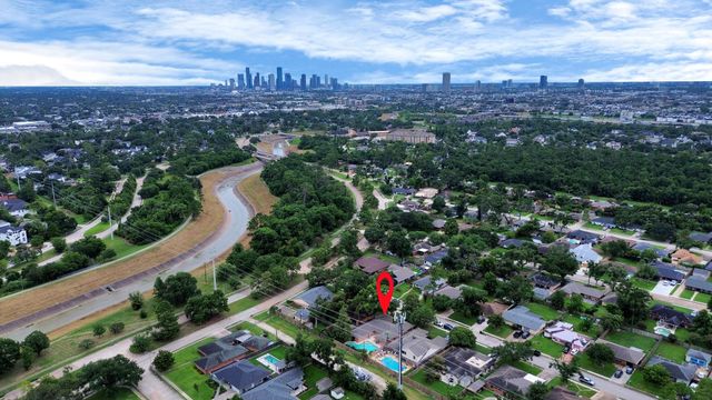 6214 Wynnwood Lane, Houston, TX 77008