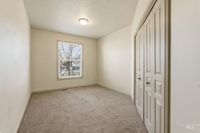 55 S Selwood Lane, Star, ID 83669