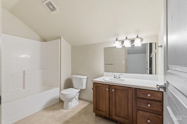 55 S Selwood Lane, Star, ID 83669