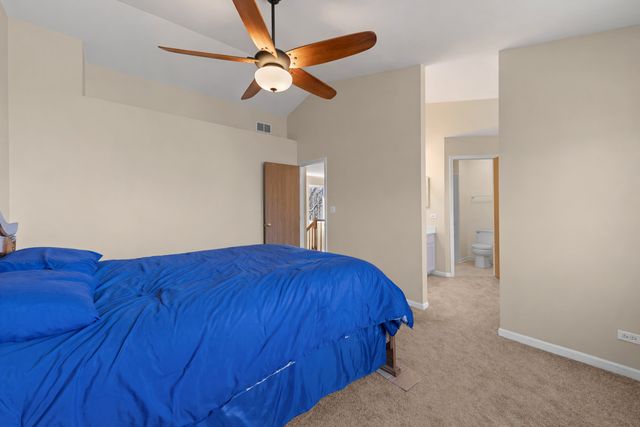 1782 Montrose Drive, Aurora, IL 60503