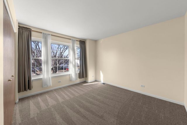 1782 Montrose Drive, Aurora, IL 60503