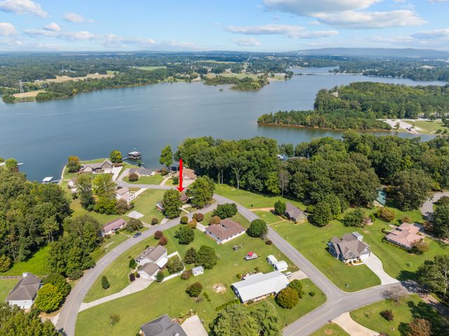 105 Twilight Dr, Winchester, TN 37398