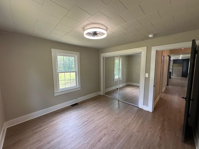 358 N Green River Road, Gaffney, SC 29341