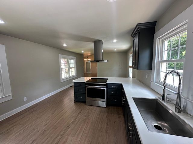 358 N Green River Road, Gaffney, SC 29341