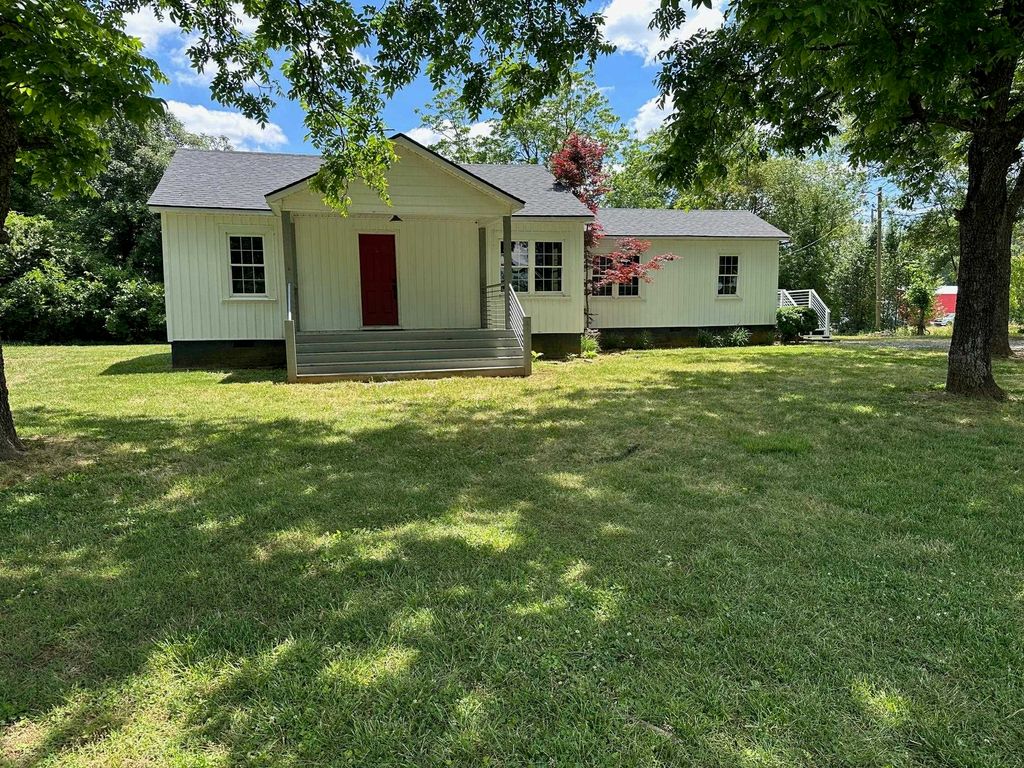 358 N Green River Road, Gaffney, SC 29341