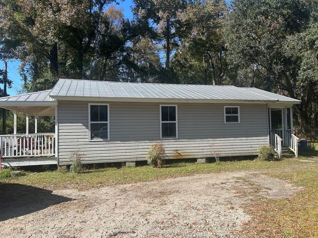 7952 Savannah Highway, Adams Run, SC 29426