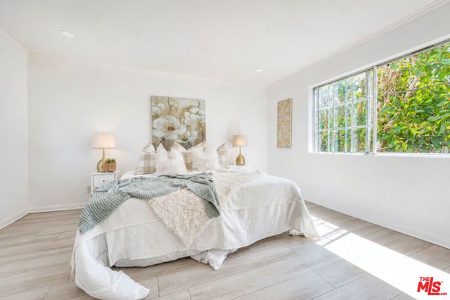 4249 Longridge Avenue 209, Studio City (los Angeles), CA 91604