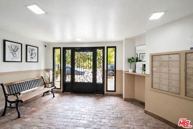 4249 Longridge Avenue 209, Studio City (los Angeles), CA 91604