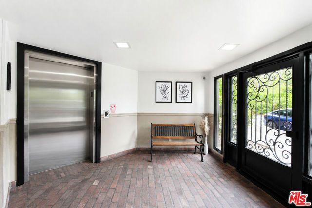 4249 Longridge Avenue 209, Studio City (los Angeles), CA 91604
