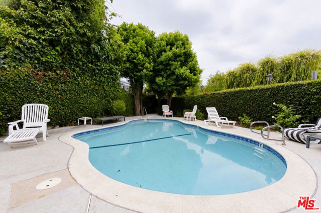 4249 Longridge Avenue 209, Studio City (los Angeles), CA 91604