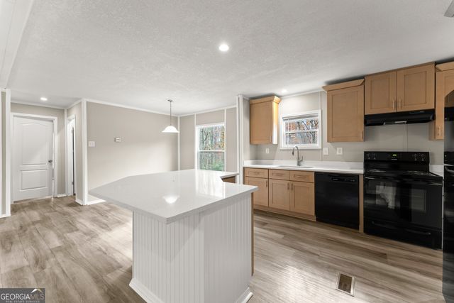 10454 Duncan Bridge Road, Cleveland, GA 30528