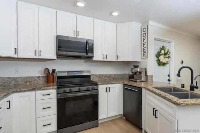 10354 Settle Road, Santee, CA 92071