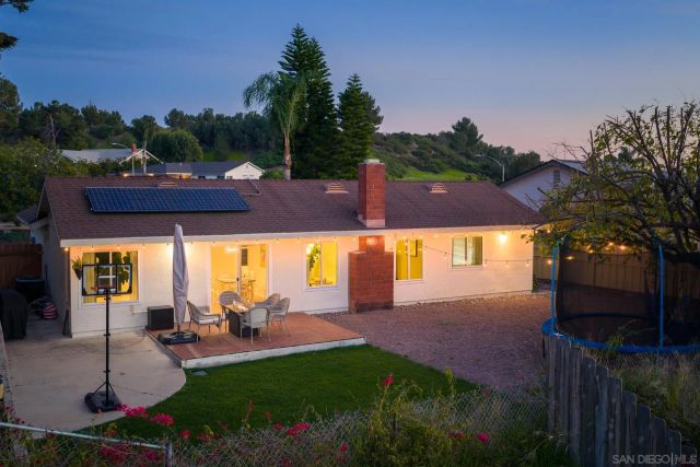 10354 Settle Road, Santee, CA 92071