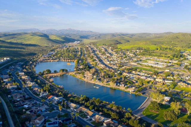 10354 Settle Road, Santee, CA 92071