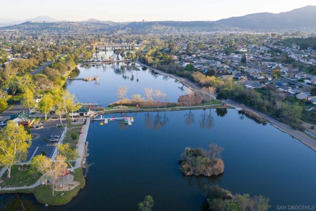 10354 Settle Road, Santee, CA 92071