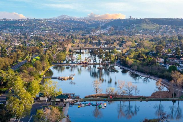 10354 Settle Road, Santee, CA 92071