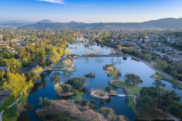 10354 Settle Road, Santee, CA 92071