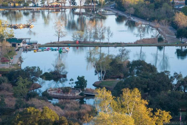 10354 Settle Road, Santee, CA 92071