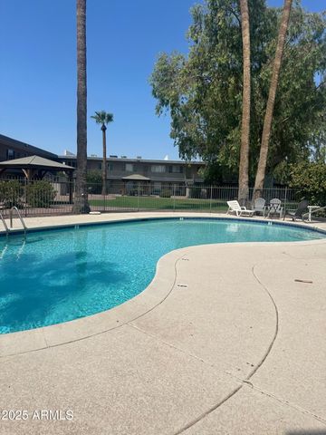 1111 E TURNEY Avenue 18, Phoenix, AZ 85014