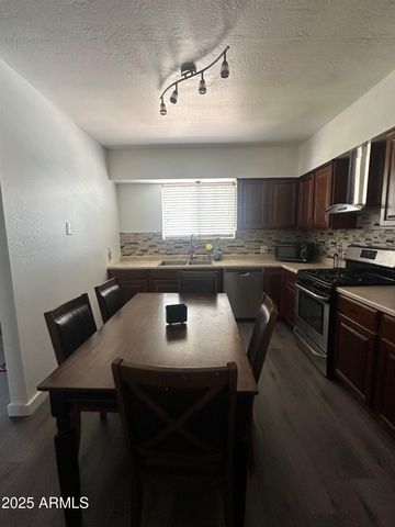 1111 E TURNEY Avenue 18, Phoenix, AZ 85014