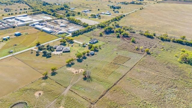 2072 Marshall Road, Waxahachie, TX 75167