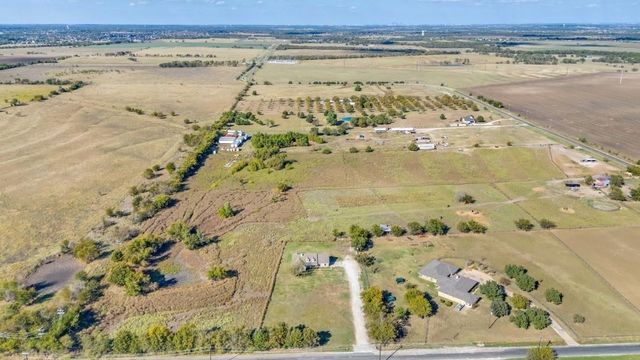 2072 Marshall Road, Waxahachie, TX 75167