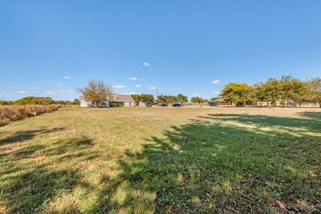 2072 Marshall Road, Waxahachie, TX 75167