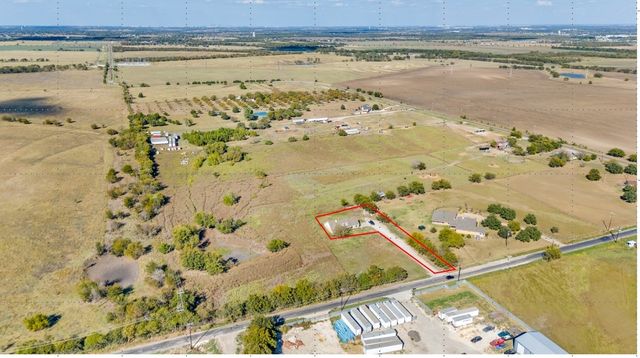 2072 Marshall Road, Waxahachie, TX 75167