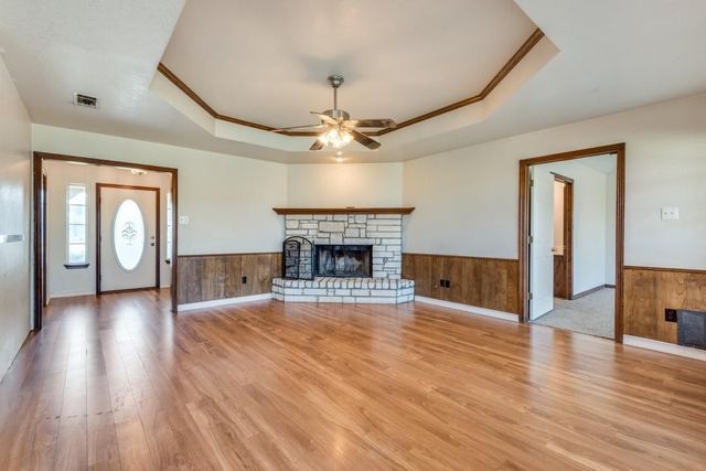 2072 Marshall Road, Waxahachie, TX 75167