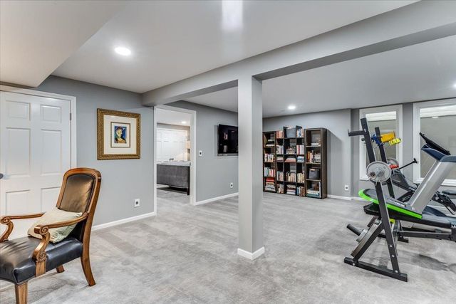 1440 N Gatewood St, Wichita, KS 67206