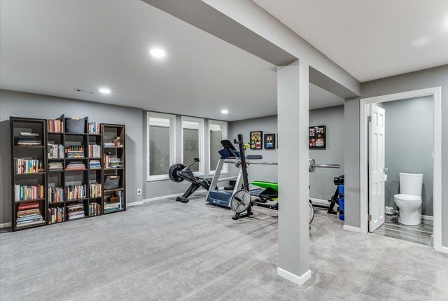 1440 N Gatewood St, Wichita, KS 67206