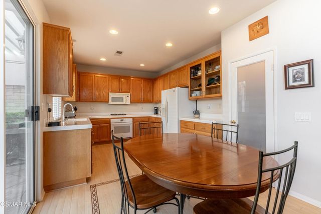 720 Camino Del Sol, Newbury Park, CA 91320