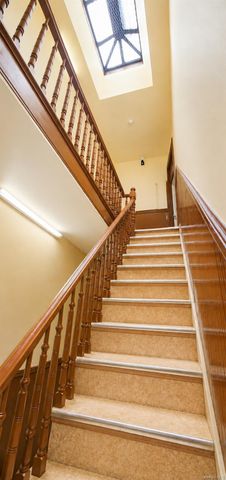 5427 Arnold Avenue, Maspeth, NY 11378
