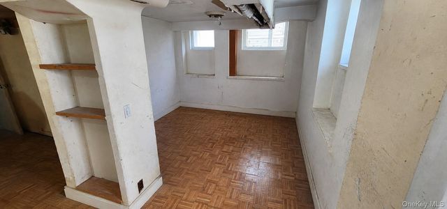 5427 Arnold Avenue, Maspeth, NY 11378