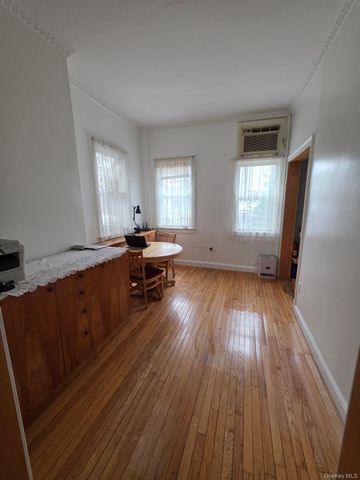 5427 Arnold Avenue, Maspeth, NY 11378