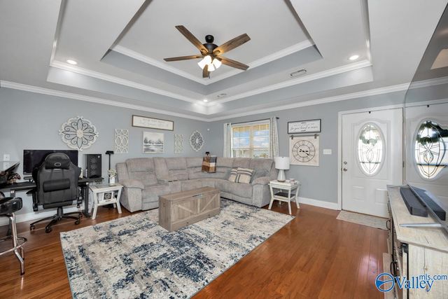 106 Ivy Darlene Drive, New Market, AL 35761