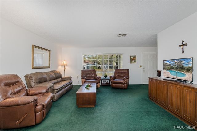 11196 Redgate Street, Spring Hill, FL 34609