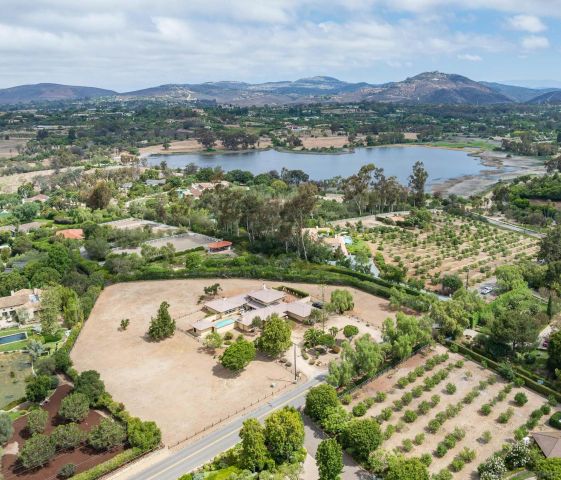 6358 Lago Lindo, Rancho Santa Fe, CA 92067