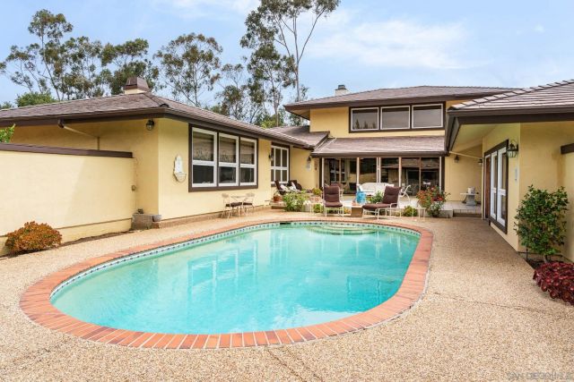 6358 Lago Lindo, Rancho Santa Fe, CA 92067