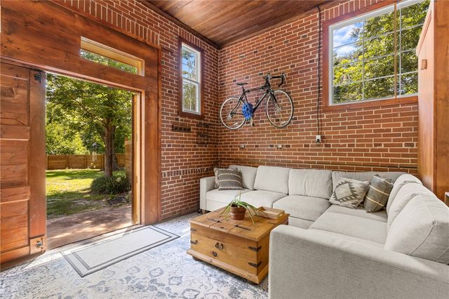 704 Cherry Street, Pendleton, SC 29670