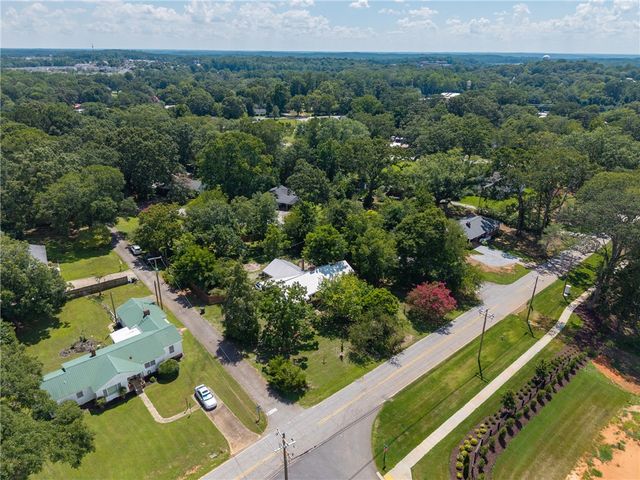 704 Cherry Street, Pendleton, SC 29670