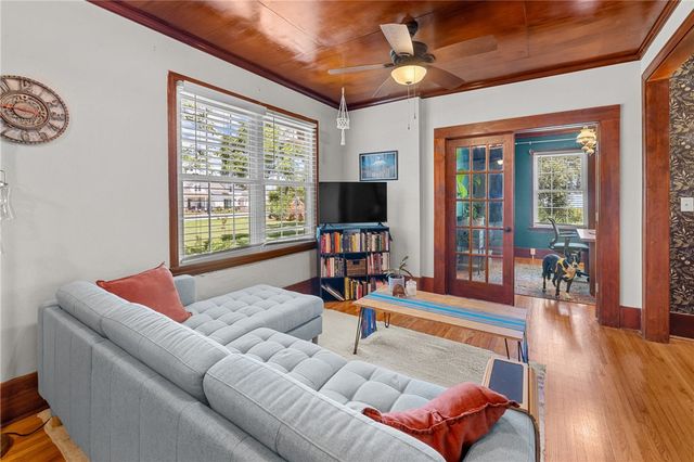 704 Cherry Street, Pendleton, SC 29670