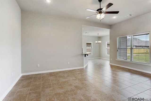 18322 Sunset Park Dr, Prairieville, LA 70769