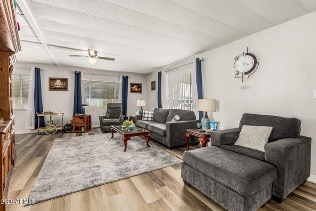 2650 W UNION HILLS Drive 167, Phoenix, AZ 85027