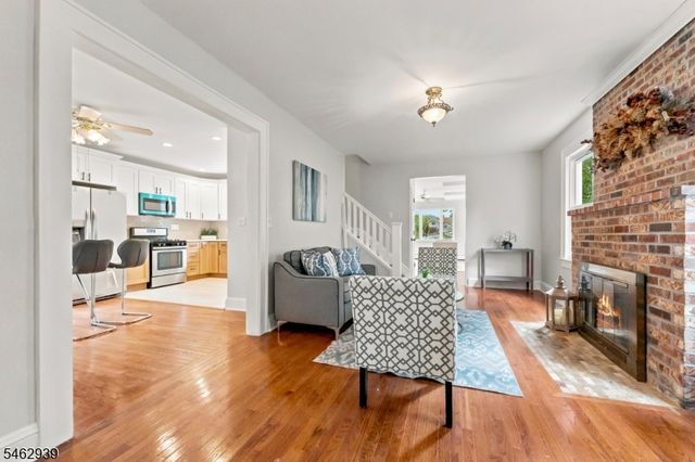116 E Webster Ave, Roselle Park Boro, NJ 07204