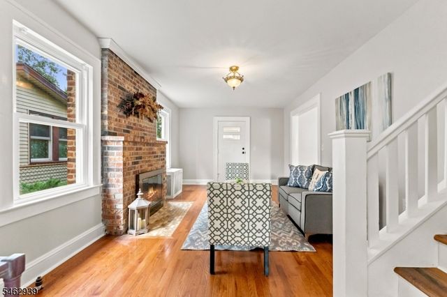116 E Webster Ave, Roselle Park Boro, NJ 07204