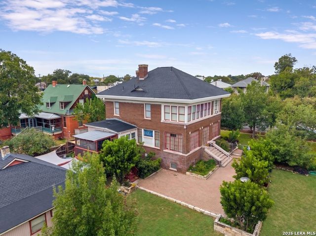 112 E Mistletoe Ave, San Antonio, TX 78212