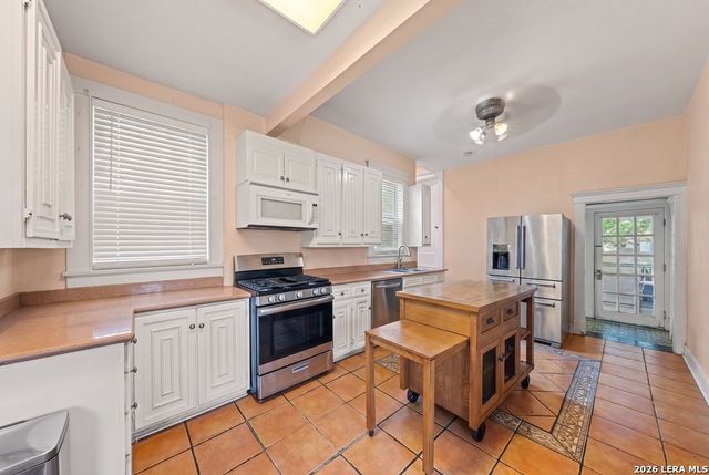 112 E Mistletoe Ave, San Antonio, TX 78212
