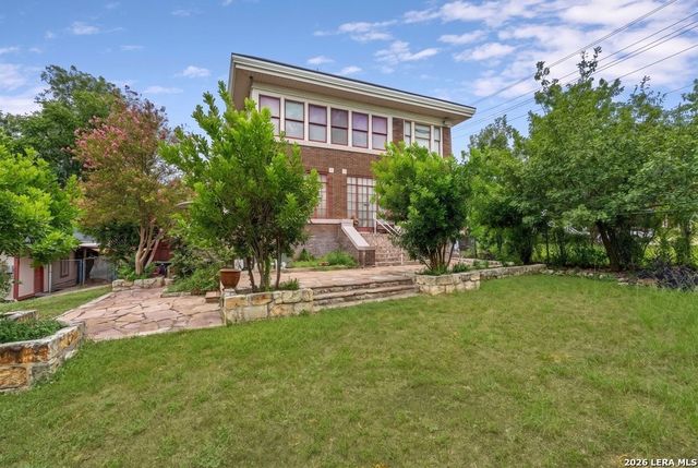112 E Mistletoe Ave, San Antonio, TX 78212