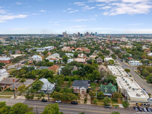 112 E Mistletoe Ave, San Antonio, TX 78212